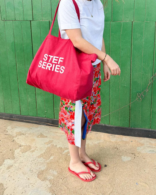 Burgundy canvas totebag with STEF SERIES logo print