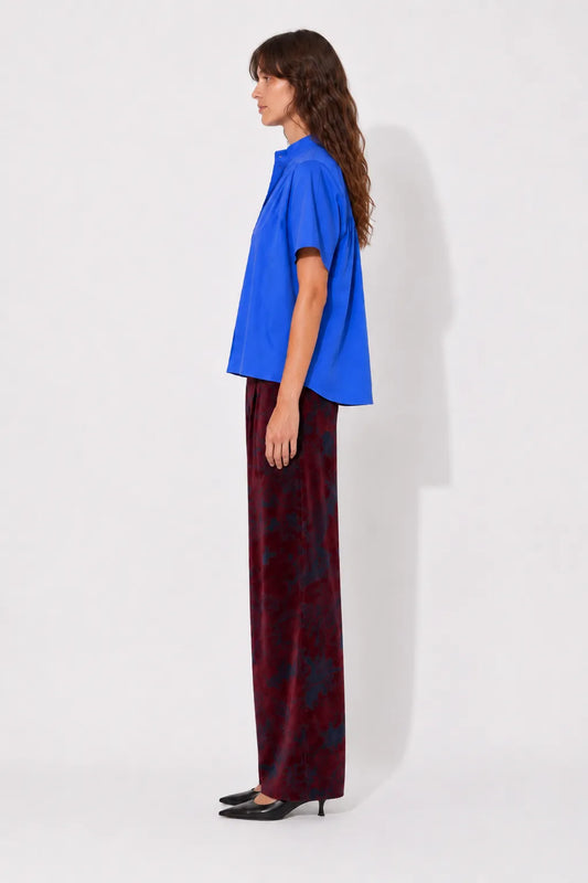 Side view of the STEF SERIES Bowie shirt in blue mauve.