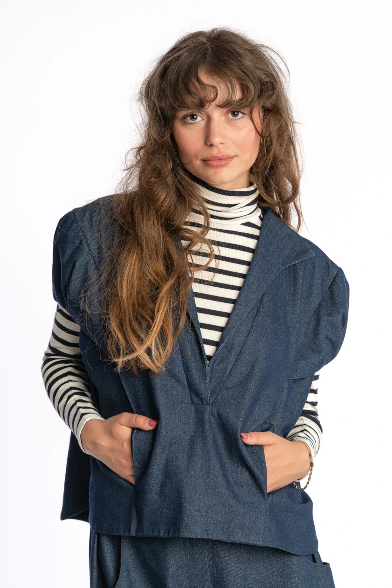 Denim vest top women Aiko in indigo from STEF SERIES AW25, fully shown from front.