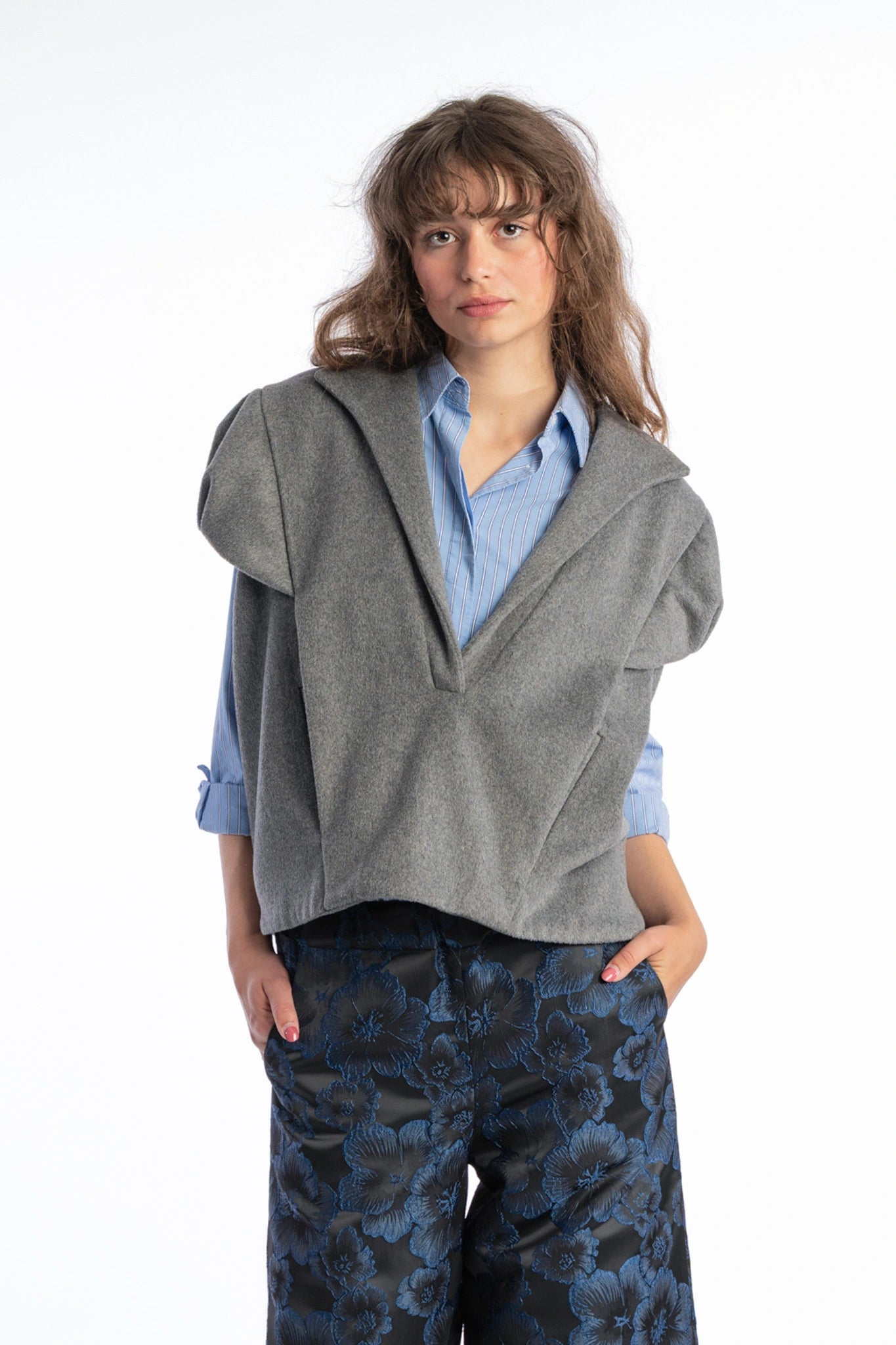 Grey wool vest top women Aiko from STEF SERIES AW25, shown from front.