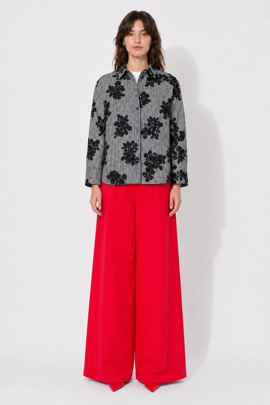 Front view of the STEF SERIES Coby long-sleeve shirt crafted from pied-de-poule fabric.