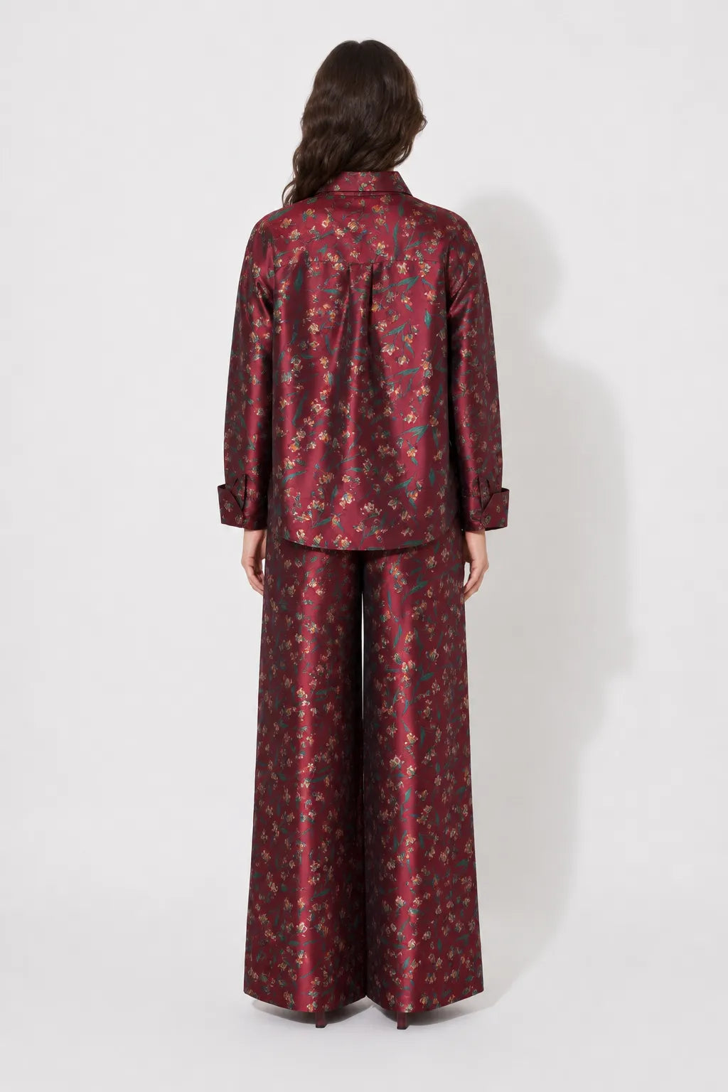 Back view of the STEF SERIES Coby long-sleeve shirt in a red floral print.