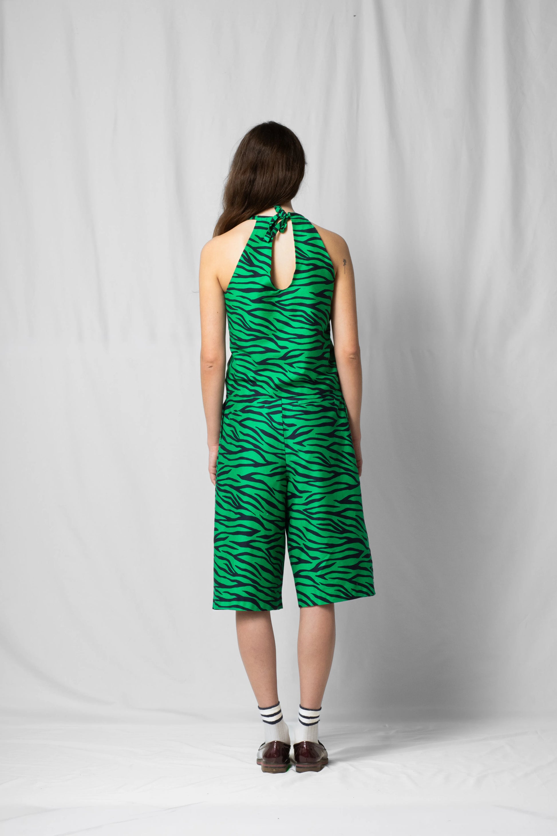 green zebra wide-leg bran bermuda shorts with pockets and zip closure from the SS26 collection by STEF SERIES